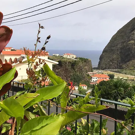 Vakantiehuis Casa Oliveira Esmeraldo - São Vicente