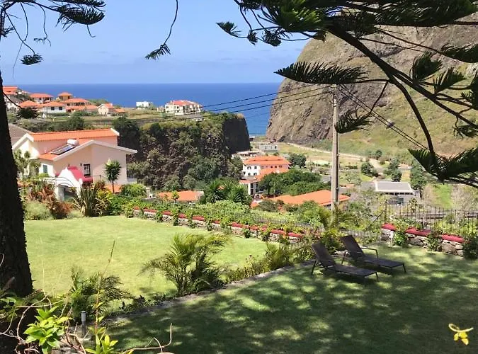 Casa Oliveira Esmeraldo - Sao Vicente (Madeira)