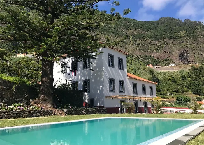 Holiday home Casa Oliveira Esmeraldo -