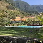 Casa Oliveira Esmeraldo - بيت للعطل