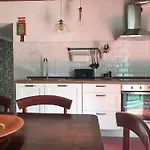 Casa Oliveira Esmeraldo - بيت للعطل