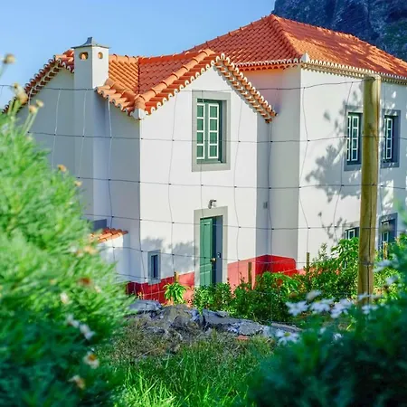 Casa Oliveira Esmeraldo - Sao Vicente (Madeira)