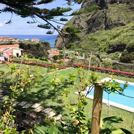 別荘 Casa Oliveira Esmeraldo - *