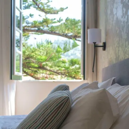 Casa Oliveira Esmeraldo -