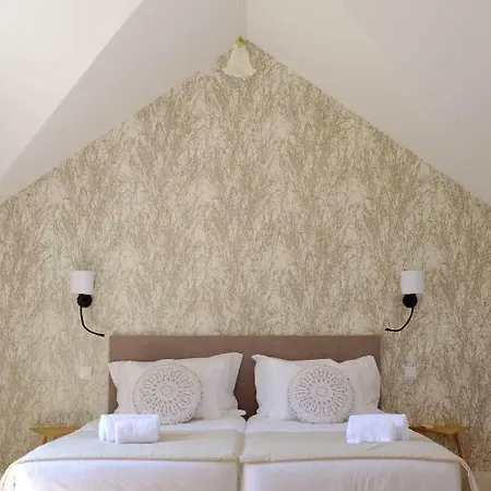 Casa Oliveira Esmeraldo -