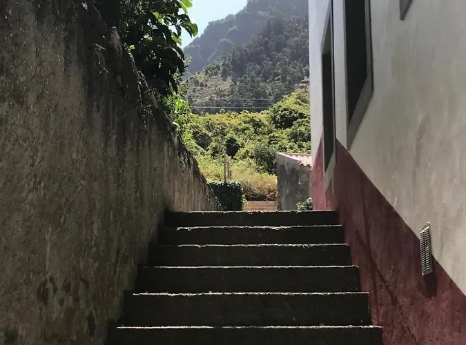 Casa Oliveira Esmeraldo - Ferienhaus São Vicente